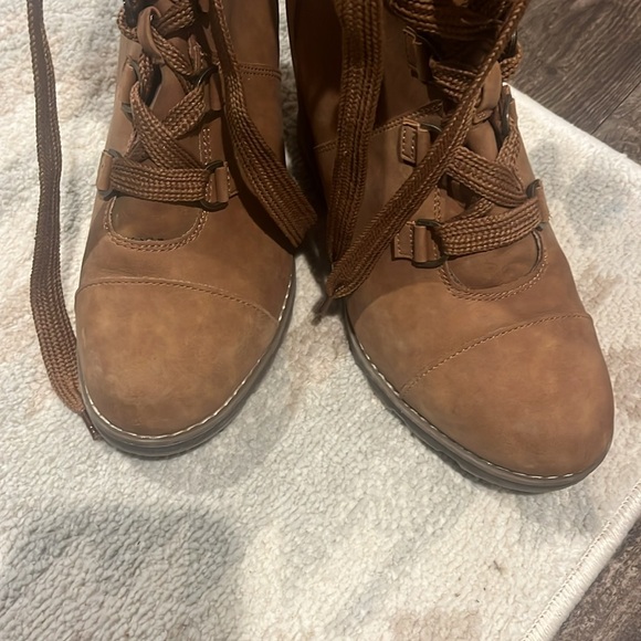 Women’s Target Boots - Picture 3 of 5